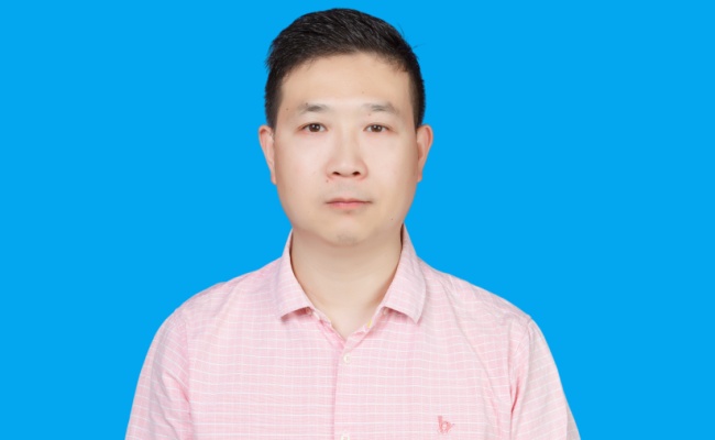 �Ϻ��{Ы�W�j�Ƽ����޹�˾ceo�����